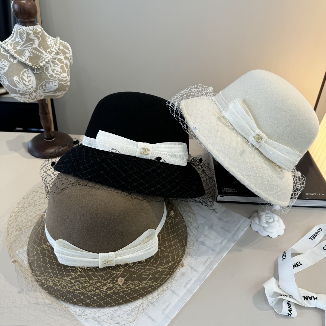 Chanel top hat 090801